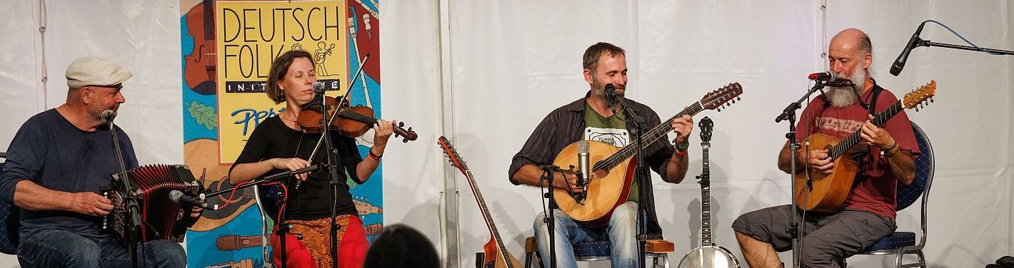 Klicken um die Schaltflächen oben zu zeigen oder zu verbergen